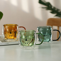 Vente en gros Tasse à café en verre borosilicaté transparent à double paroi en forme d'ours de 250ml Conception d'animal de dessin animé mignon pour verres