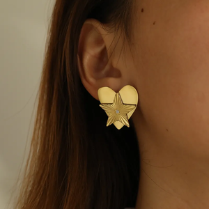 Pendientes Elegantes de Acero Inoxidable 304 Chapados en Oro de 18K con Forma de Estrella y Corazón, Estilo Vintage, para Mujer, Diseñados para Uso Diario - Product Image 1