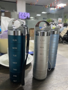 Organisateur de pilules 7 jours en aluminium anodisé, boîte à médicaments rotative portable de luxe avec service de personnalisation OEM/ODM - Product Image 6