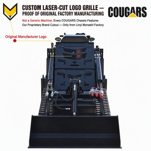 מיני מעמיס זחלי דיזל COUGARS CG827 25HP קובוטה D1105 עם מברשת זוויתית לטאטוא עירוני, בעל תקן CE ו-EPA - Product Image 6