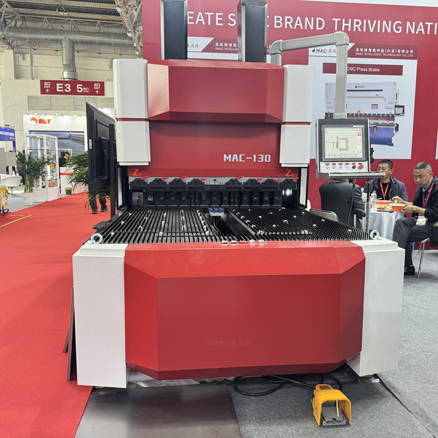 High-Speed Automatic CNC Panel Bender Center for Sheet Metal Steel Aluminum Stainless Steel PVC with Core Motor Component