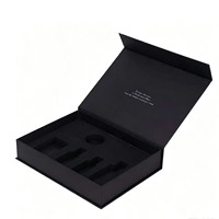 Boîtes magnétiques écologiques personnalisées, boîte cadeau en papier de luxe avec gaufrage, doublure en mousse EVA imperméable portable pour l'emballage des produits