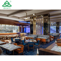Chaises de banquet personnalisées de luxe léger, durables et écologiques, tables en bois massif, ensembles de meubles pour hôtels et restaurants, vente en gros OEM
