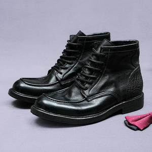 Botas chukka italianas hechas a mano, de tres colores, de alta calidad, vintage, de lujo para hombre, con punta en pico, impermeables, para vestir. - Product Image 3