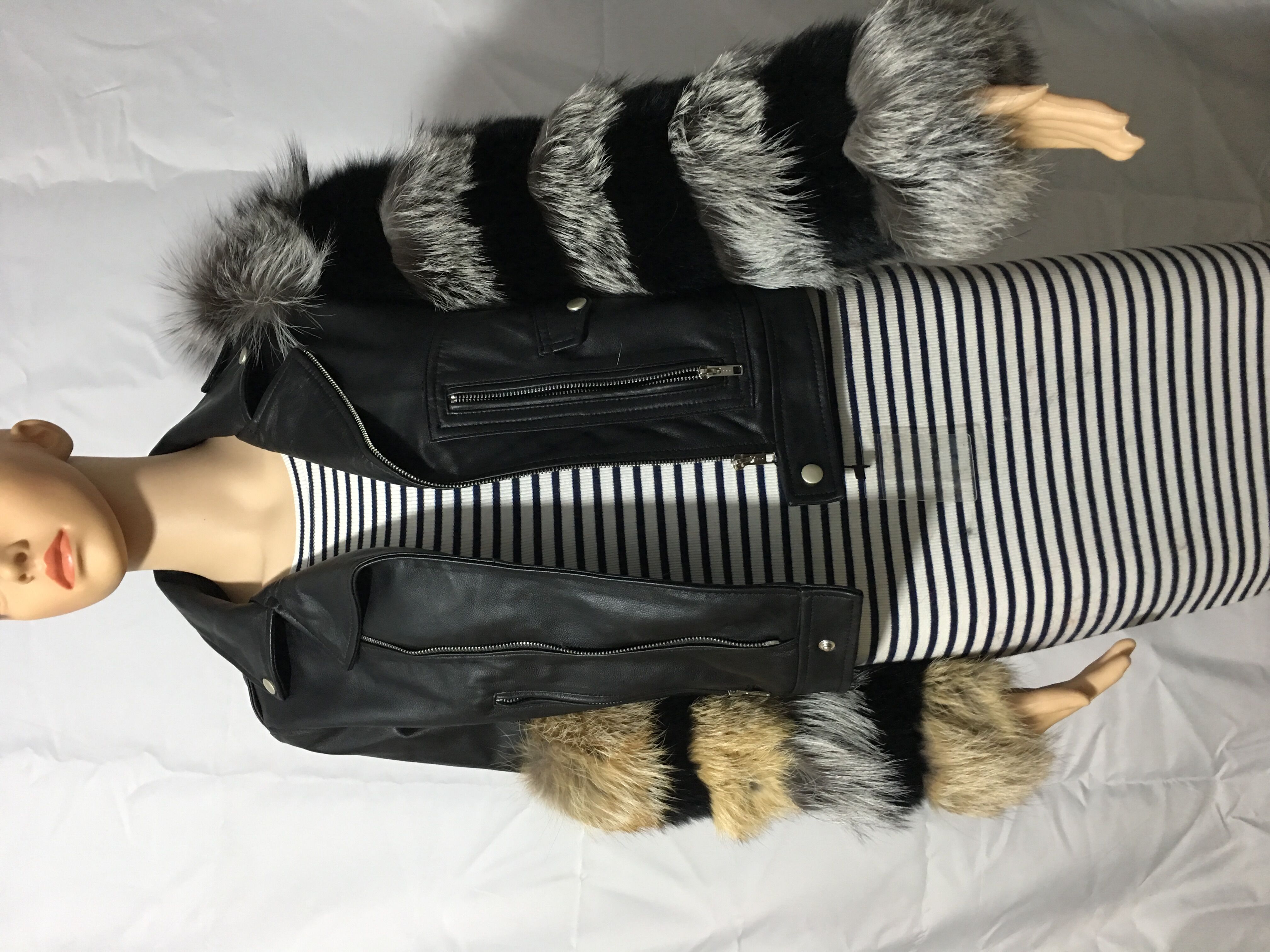 Fox Fur Sheepskin Jacket Short Leather Coat Fur Coat Women's Coats