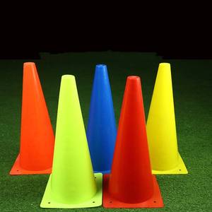Cônes d'entraînement <span class=keywords><strong>de</strong></span> <span class=keywords><strong>football</strong></span> en plein air, cônes <span class=keywords><strong>de</strong></span> soccer, équipement d'entraînement d'agilité et d'obstacles - Product Image 3