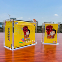 Boîte en acrylique portable écologique personnalisée RAY YI pour l'affichage de deux packs avec 8 aimants puissants - Épaisseur 8 mm