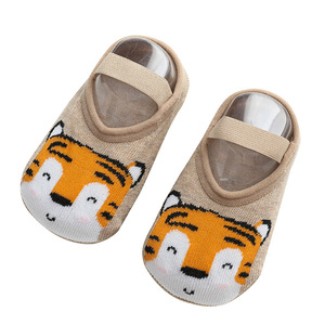 Nouvelles chaussettes pour bébé de 0 à 1 à 3 ans en coton peigné respirant tricoté antidérapant à motif d'animaux de dessin animé - Product Image 6