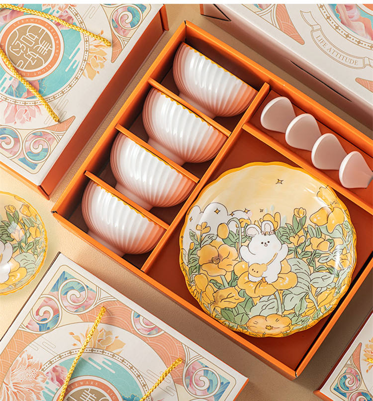 4 Bowls+4 Spoon+2 Plates