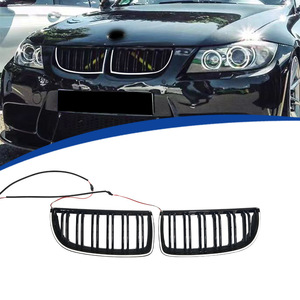 กระจังหน้า BMW E90 ปี 2005-2008 สีดำเงาแบบ Dual Line LED พร้อมสายไฟ สำหรับเปลี่ยนกันชนหน้า - Product Image 1