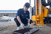 Foreuse d'exploration entièrement hydraulique Hengwang 2026 de 1100 m à bas prix, pour prélèvement d'échantillons, diamant, géologique, SPT, CE, avec pompe diesel Yuchai