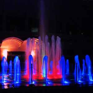 Forma de triángulo baile Musical de Control de programa corriendo Led piso fuente seca - Product Image 1