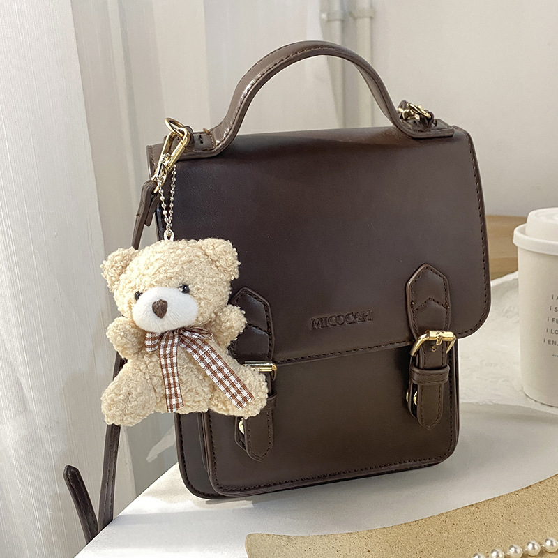 Portachiavi Peluche Orso In Moto – Ciondolo Morbido A Forma Di Animale Per Zaino E Auto - 2