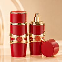 Flacons de parfum créatifs et exquis. Flacons de parfum arabes personnalisés de Dubaï. Bouteilles en verre avec pompe pulvérisatrice et bouchon