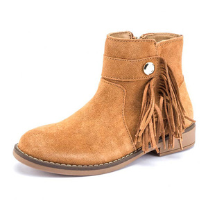 Tomaia in pelle scamosciata marrone invernale con decorazione nappa laterale <span class=keywords><strong>stivaletti</strong></span> piatti da scuola per <span class=keywords><strong>bambina</strong></span> - Product Image 1