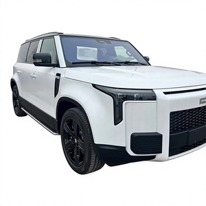 R O X SUV Eléctrico con Tracción en las Cuatro Ruedas, Batería de Litio, Asientos de Cuero, Neumáticos R19, Cámara Trasera, Motor Único, Interior Oscuro, Autonomía de 201-300 km - Product Image 1