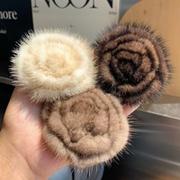 Broche en fourrure de vison faite à la main, accessoires floraux, broche en fourrure de vison de grande taille personnalisée pour vêtements, chaussures