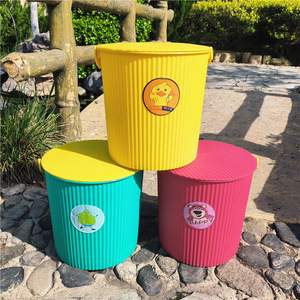 <b>Plastic</b> Bath Bucket <b>Stool</b> 25cm With Lid For Kindergarten Home Bathroom Use Mixed Color - Product Image 2