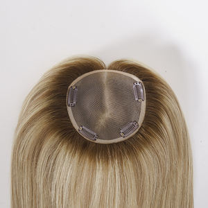 พร้อมส่งท็อปเปอร์ผมแท้สีบลอนด์แบบยุโรป  ฐานโมโน 5x5  พร้อม PU เคลือบ  สำหรับผู้หญิง - Product Image 4