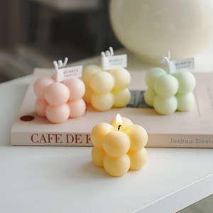 Bougie parfumée de qualité supérieure avec logo personnalisé, design en forme de bulle aux couleurs pastel, boîte cadeau transparente, bougies originales pour boutique de cadeaux - Product Image 1