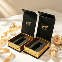 Boîte cadeau de parfum magnétique de luxe personnalisée avec gaufrage, doublure en éponge, matériaux recyclés et emballage écologique pour cosmétiques