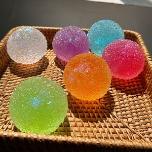 Bolas creativas antiestrés, bolas de amasar musicales, bolas ruidosas, juguetes para aliviar el estrés, perlas de plástico, batidos de frutas, bolas hechas a mano - Product Image 1
