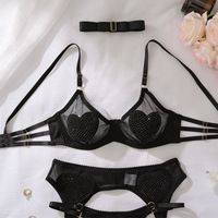 Ensemble de lingerie à armatures de haute qualité avec autocollant cœur diamant en maille noire, vente en gros en vrac