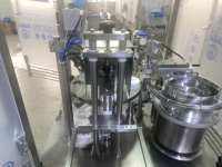 Machine de remplissage de seringues préremplies automatisée à grande vitesse pour la fabrication stérile