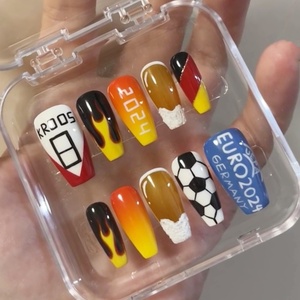 World Globe Cups Hecho a mano 10 piezas Prensa en las uñas Acrílico Uñas postizas Personalizado Venta al por mayor Fútbol Uñas hechas a mano personalizadas - Product Image 4