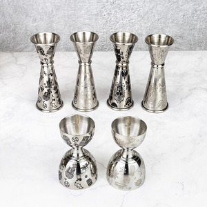 Kit de barman personnalisé OEM avec logo, 10 pièces, gravure Tiki, ensemble de shakers à cocktails en acier inoxydable 304 avec shaker <span class=keywords><strong>Boston</strong></span> lesté et doseur de bar - Product Image 6