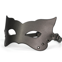 Masque de luxe en cuir InnerBloom avec bandeau réglable et détails rivetés, jouet sexuel BDSM pour couples, unisexe, adulte