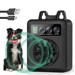 इपेटडॉग मिनी अल्ट्रासोनिक कुत्ते छाल नियंत्रण उपकरण रिचार्जेबल बैटरी साइलेंसर - Product Image 1