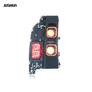ชุดไฟท้าย LED แบบรมดำสำหรับรถแลนด์โรเวอร์ ดีเฟนเดอร์ 12V พร้อมไฟเลี้ยวแบบ Blacked Out สำหรับรุ่นปี 2020-2024 - Product Image 3