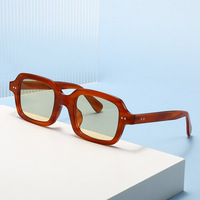 Lunettes de soleil unisexes LvCong style rivet, tendance, rétro, monture carrée, protection UV400 pour l'extérieur