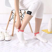 En gros Simple blanc Chaussettes de couleur pour adultes