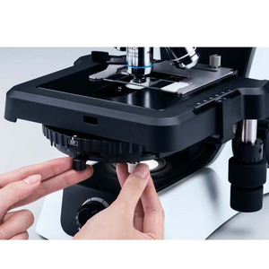 Microscope binoculaire réglable à haut débit de la marque Olympus CX33 avec caméra pour laboratoire - Product Image 4