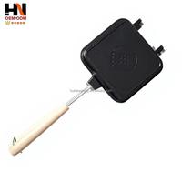 Poêle à tarte multifonctionnelle double face en aluminium antiadhésif, poêle à sandwich pour feu de camp, poêle à frire de camping avec longues poignées en bois