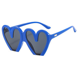 2025 Hot Cute Heart Shape <span class=keywords><strong>Love</strong></span> Designer Unisex Precio barato Color caramelo Moda <span class=keywords><strong>Love</strong></span> & Roses Gafas de sol - Product Image 3