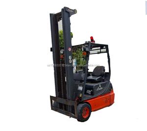 Chariot élévateur électrique Linde d'occasion d'Allemagne, 1,6 tonne, 6,2 mètres, en bon état de fonctionnement - Product Image 1