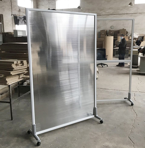 <span class=keywords><strong>Cloison</strong></span> mobile en acrylique transparent en gros, <span class=keywords><strong>cloison</strong></span> de séparation de pièce en plexiglas transparent, <span class=keywords><strong>cloison</strong></span> de bureau sur roulettes - Product Image 5