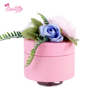 Yiyu Boîte à bijoux musicale à remonter, design personnalisé, avec figurine de canard rotative à fleurs roses, cadeau souvenir OEM, vente en gros directe