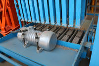 Machine à Parpaings Kaidong QTM4-30B, Machine de Fabrication de Briques Ponteuse