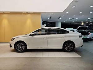 Dongfeng <span class=keywords><strong>Peugeot</strong></span> <span class=keywords><strong>308</strong></span> Modello 2019 230THP Edizione Lusso Automatica - Product Image 2