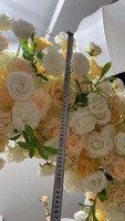 Nouvelle fleur artificielle populaire en forme de cœur de rose pour la décoration d'arche de mariage, l'arrangement floral et les décorations d'événements