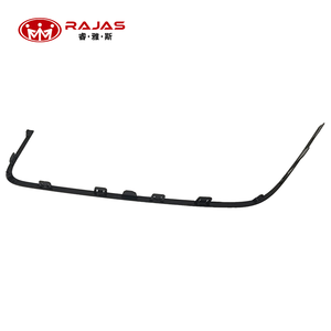 Nueva Tira Decorativa Inferior Derecha para Parachoques Trasero de Coche OEM Original 15013210-00 SC3E-2804116 BYD Yuan Edición Conducción Inteligente 1 - Product Image 1