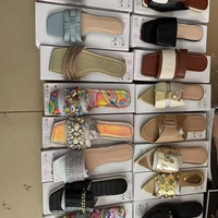 Sandales Plates pour Femmes, Mode d'Été, Grande Taille, Chaussons de Plage, Modèles Assortis, Vente en Gros Usine