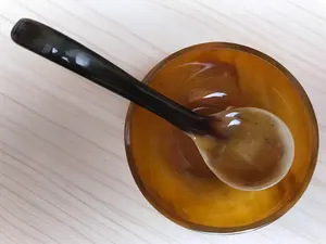 Bol en corne de buffle naturelle polie, fait main, avec cuillère assortie, vaisselle ethnique tribale, écologique, prix de gros - Product Image 6