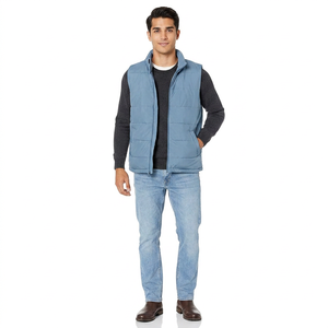 FINER THREADS Gilet matelassé personnalisé pour club sportif, veste sans manches légère et chaude pour homme, respirante et isolante pour l'extérieur en hiver - Product Image 1