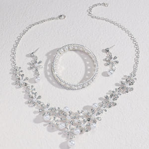 Magnífico Conjunto de Joyería para Boda de Estilo Oriental, Elegante Collar y Pendientes de Latón Plateado con Circonitas - Accesorios de Moda al por Mayor - Product Image 3