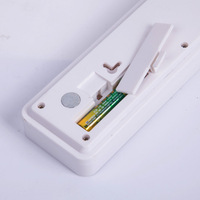 Lámpara LED de suelo con sensor de movimiento humano, control por succión magnética, para escaleras, pasillos, diseño compacto, blanca, con batería de PC
